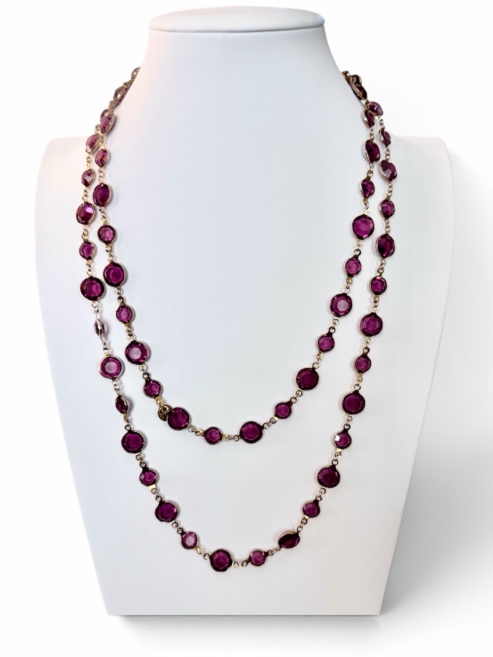 Vintage CHANEL 1981 Purple Crystal Sautoir Necklace in Gold-Tone